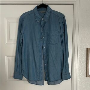 Athleta Women's Blue Button Down Shirt